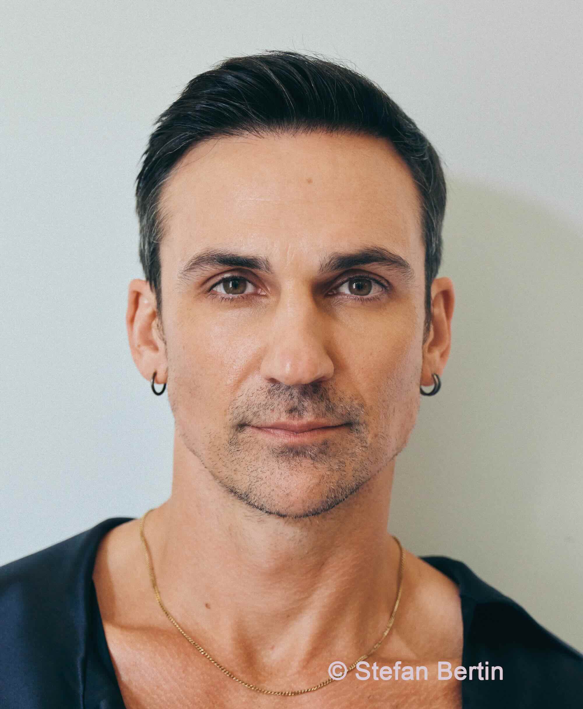 Henry Lloyd-Hughes